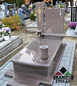 11 nagrobek pojedyńczy granitowy